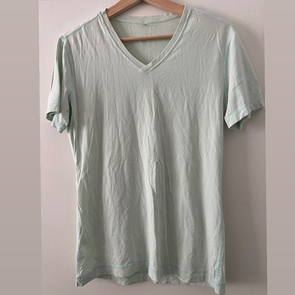 lululemon | MENS 5 Year Basic V | size small | mint - Picture 2 of 4